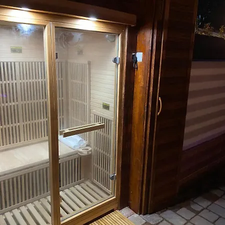 Sg -Wellness Mezonetovy Apartman *
